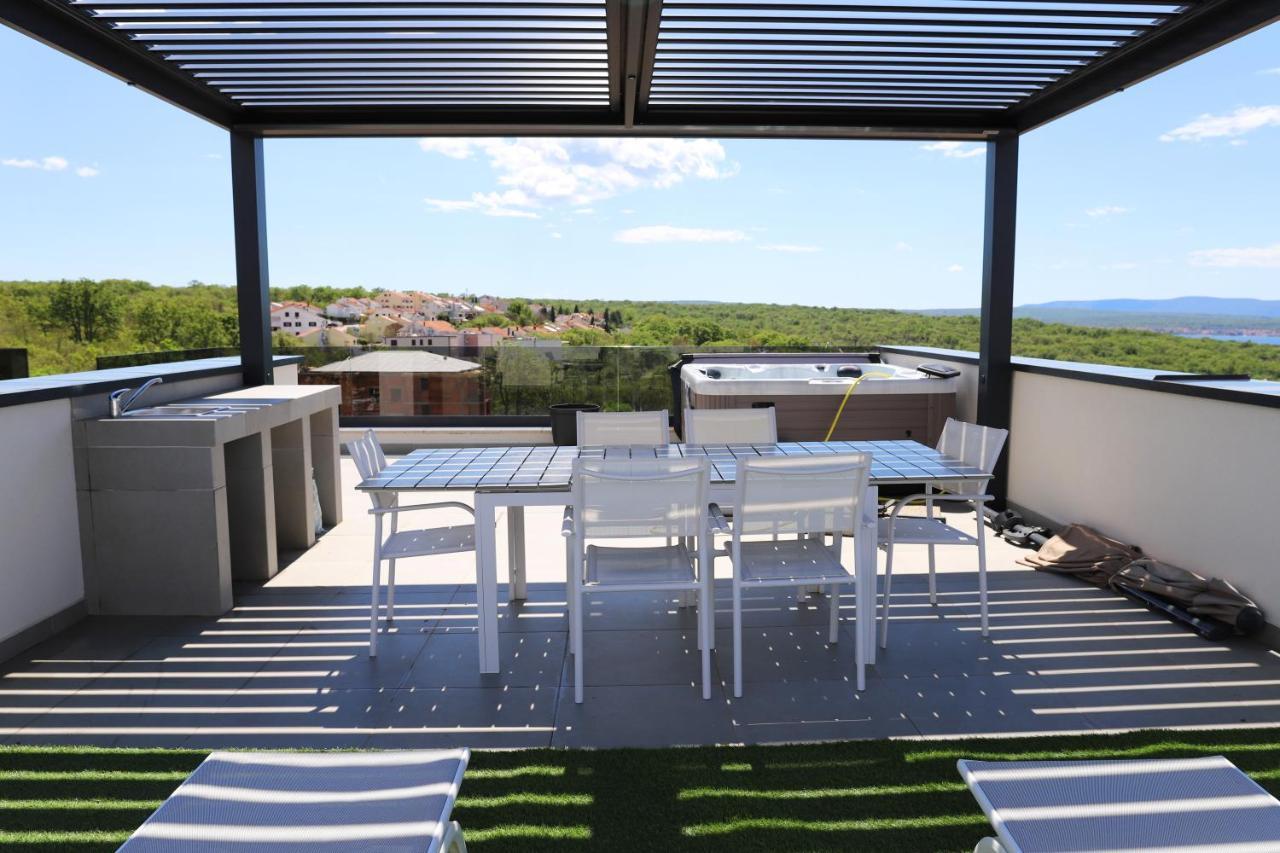 Apartments Terra Sun With Private Pool Or Jacuzzi ニヴィーチェ エクステリア 写真
