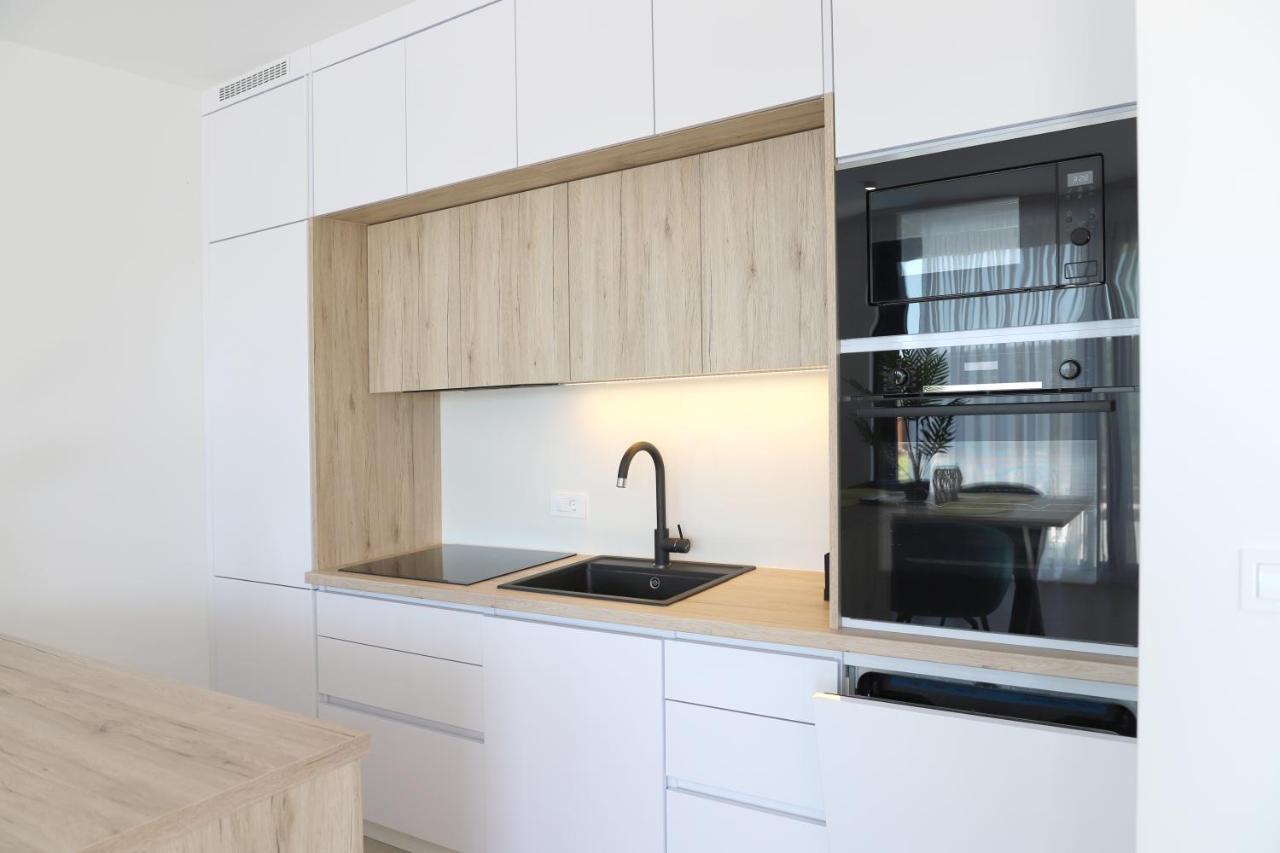 Apartments Terra Sun With Private Pool Or Jacuzzi ニヴィーチェ エクステリア 写真
